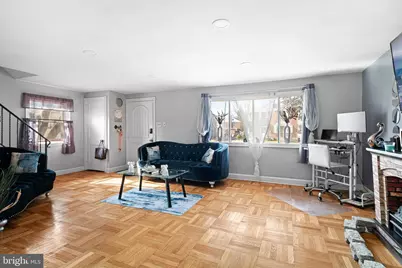 409 W Grays Avenue, Glenolden, PA 19036 - Photo 4