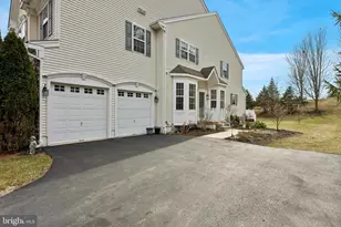 3 Wharton Dr, Glen Mills, PA 19342 - Photo 2