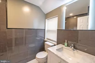 124 Main St, Darby, PA 19023 - Photo 4