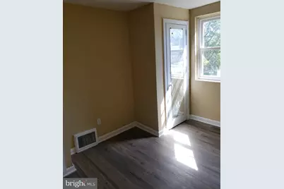 208 Marks Avenue, Darby, PA 19023 - Photo 12