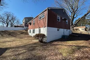 2213 S Lee Ln, Aston, PA 19014 - Photo 20