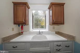 7819 Westview Ave, Upper Darby, PA 19082 - Photo 14