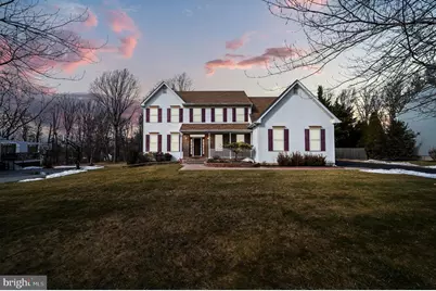 32 Woodsview Drive, Garnet Valley, PA 19060 - Photo 2