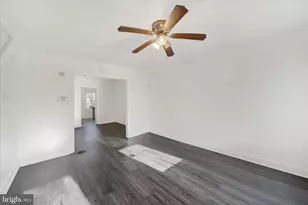 1133 Clover Ln, Chester, PA 19013 - Photo 4