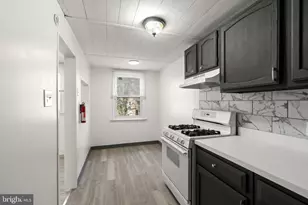 312 W 21st St, Chester, PA 19013 - Photo 10