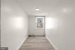 312 W 21st St, Chester, PA 19013 - Photo 12