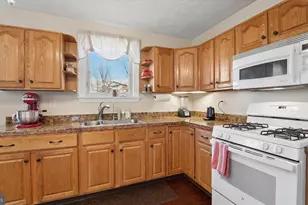 8016 Arlington Ave, Upper Darby, PA 19082 - Photo 14