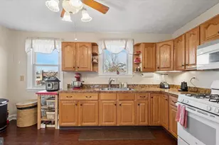 8016 Arlington Ave, Upper Darby, PA 19082 - Photo 12