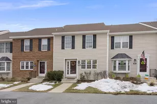 605 Meadow Ct, Glen Mills, PA 19342 - Photo 2