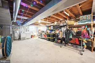 224 Farnham Rd, Havertown, PA 19083 - Photo 18