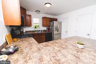 3 Union St, Marcus Hook, PA 19061 - Photo 4