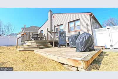 929 Galbraith, Upper Chichester, PA 19061 - Photo 32