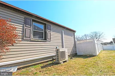 929 Galbraith, Upper Chichester, PA 19061 - Photo 30