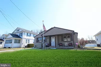 929 Galbraith, Upper Chichester, PA 19061 - Photo 2