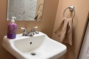 6510 Hilltop Dr, Brookhaven, PA 19015 - Photo 10