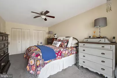 202 E Chelsea Circle, Newtown Square, PA 19073 - Photo 8