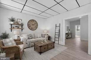 403 S 6th St, Darby, PA 19023 - Photo 6