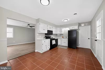 9 Maise Avenue, Linwood, PA 19061 - Photo 4