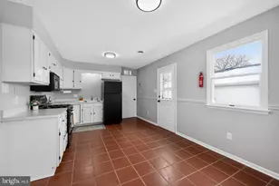 9 Maise Ave, Linwood, PA 19061 - Photo 8