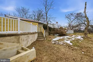 206 Bartram Ave, Essington, PA 19029 - Photo 28