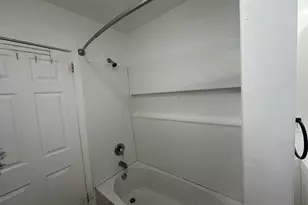 1613 Edgmont Ave, Chester, PA 19013 - Photo 20