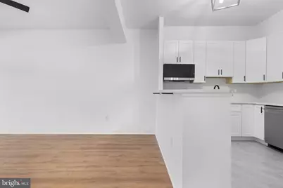 4930 W Chester Pike #303, Newtown Square, PA 19073 - Photo 6