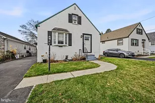 4906 Shepherd St, Brookhaven, PA 19015 - Photo 2