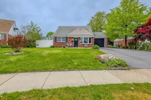 520 Lindsay St, Ridley Park, PA 19078 - Photo 2