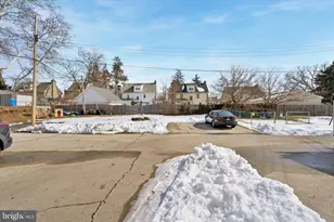 811 Burmont Rd, Drexel Hill, PA 19026 - Photo 24