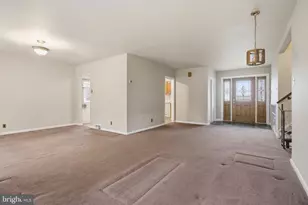 412 Foster Dr, Springfield, PA 19064 - Photo 8