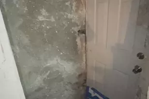 320 Mulberry St, Darby, PA 19023 - Photo 6