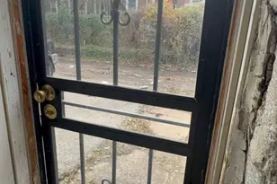 320 Mulberry St, Darby, PA 19023 - Photo 2