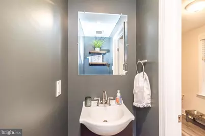 8 Myrtle Avenue, Havertown, PA 19083 - Photo 18