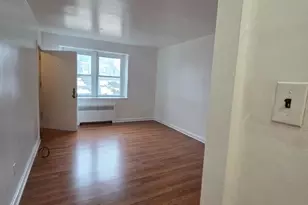 881 Windermere Ave, Drexel Hill, PA 19026 - Photo 4