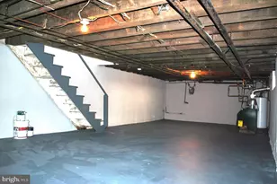 125 E Avon Rd, Brookhaven, PA 19015 - Photo 38