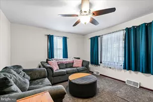 436 Wolverson Ave, Upper Chichester, PA 19014 - Photo 18