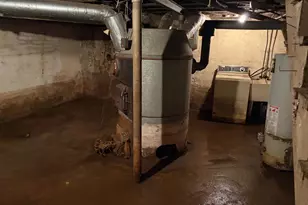 1107 Meadow Ln, Chester, PA 19013 - Photo 18