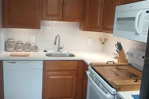 325 Westpark Ln, Clifton Heights, PA 19018 - Photo 10