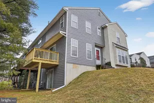 189 Moria Pl, Aston, PA 19014 - Photo 2