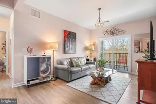 1022 Creekside Dr, Brookhaven, PA 19015 - Photo 6