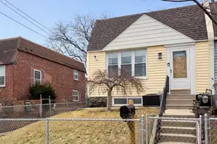 119 Chadwick Ave, Marcus Hook, PA 19061 - Photo 2