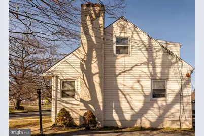 2715 W Dutton Mill Road, Aston, PA 19014 - Photo 2