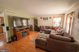 2715 W Dutton Mill Rd, Aston, PA 19014 - Photo 14