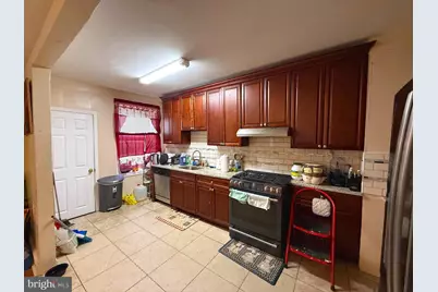 212 N Maple Avenue, Lansdowne, PA 19050 - Photo 4