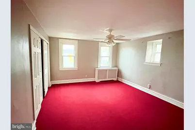 233 Barrington Road, Upper Darby, PA 19082 - Photo 4