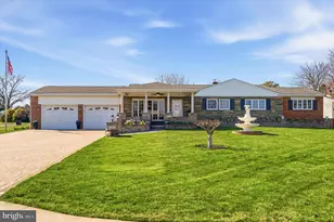 101 Shubrook Ln, Aston, PA 19014 - Photo 2