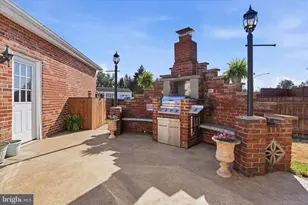 101 Shubrook Ln, Aston, PA 19014 - Photo 16