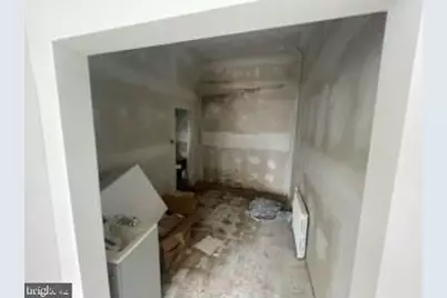 1108 W 3rd Street, Chester, PA 19013 - Photo 36