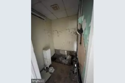 1108 W 3rd Street, Chester, PA 19013 - Photo 46