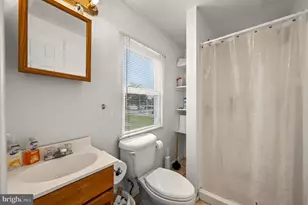 121 N Governor Printz Blvd, Essington, PA 19029 - Photo 14